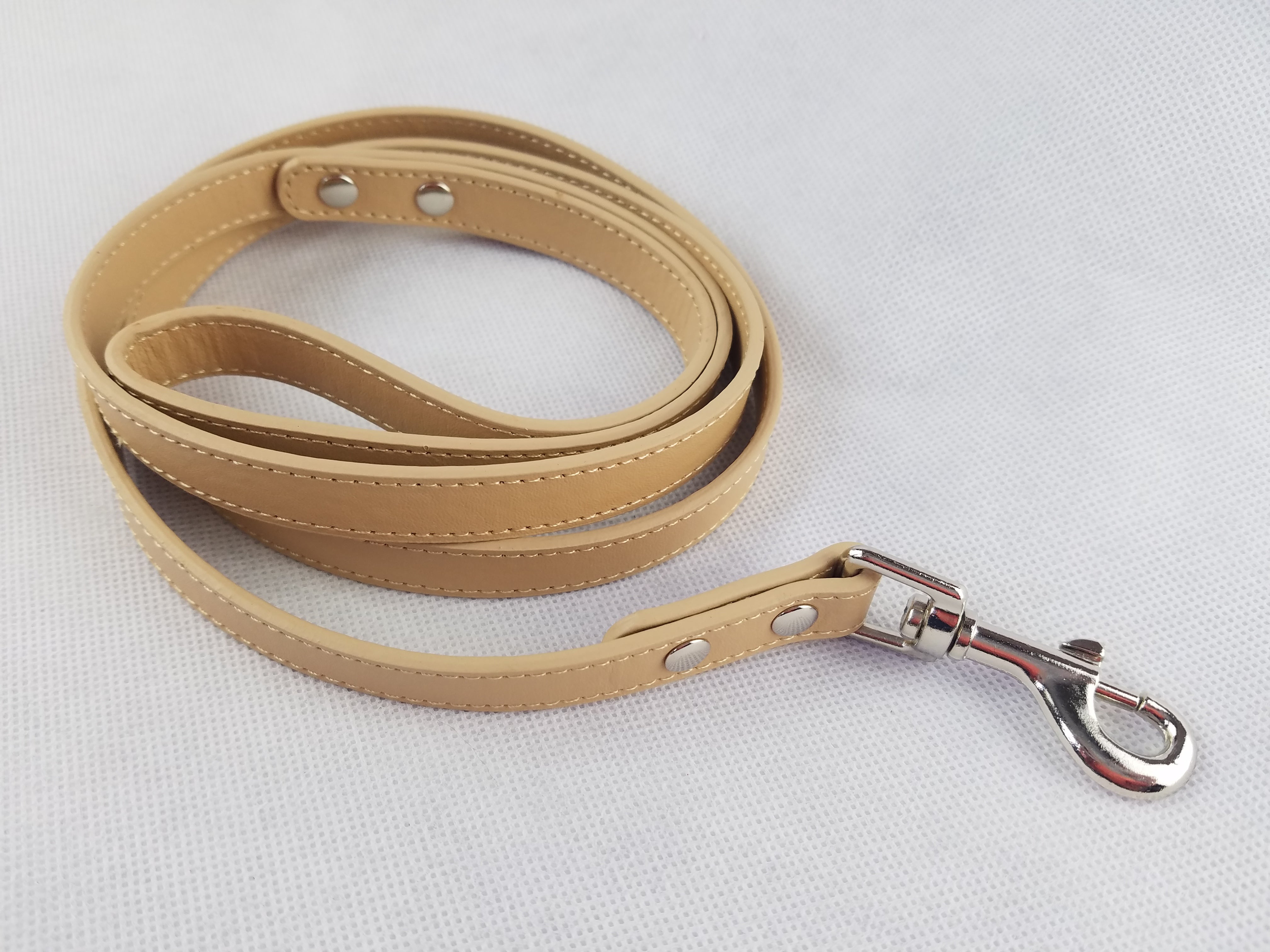 Bowtie Dog Collar | Red